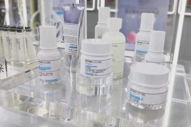 肌膚未來攜科學定制新品亮相美博會，以研發革新重塑線下渠道打法